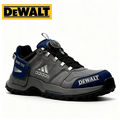Nepremokavá obuv od značiek Adidas® a DEWALT je perfektnou voľbou do práce aj do prírody.